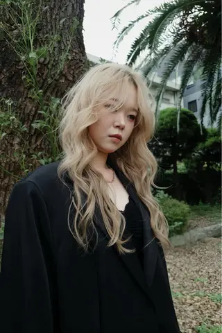 ロング カラー naito/ブリーチ /エクステ/縮毛のヘアスタイル