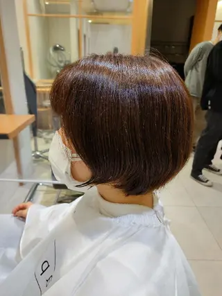 カラー 中島 愛のヘアスタイル