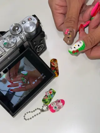 ネイル ONIKA Nail 青山通り店所属・ONIKA Nail 表参道A4🦋2分のネイルデザイン
