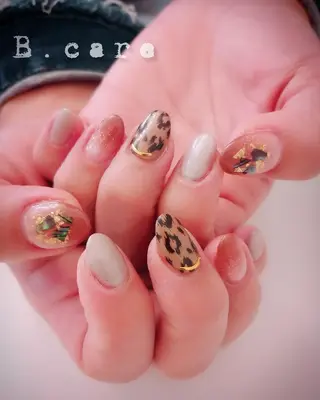 ネイル B.care自由ヶ丘所属・早坂  のネイルデザイン