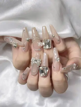 ネイル LEELA NAIL STUDIO所属・LEELA NAIL STUDIOのネイルデザイン