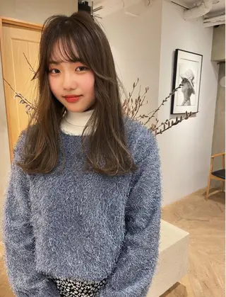 セミロング レイヤーカット ✨️奥田良太✨️のヘアスタイル