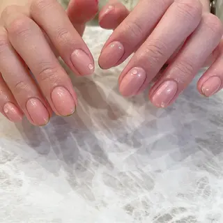 ネイル essence所属・pétit maakoのネイルデザイン