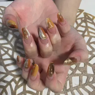 ネイル 艶々の美爪を〜 【リリアーナ】のネイルデザイン