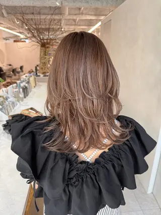 セミロング カラー ⭐️NOAHL大宮 カラー特化⭐️のヘアスタイル