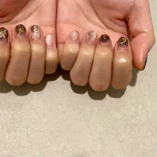 ネイル nail salon swaddle 🪽のネイルデザイン