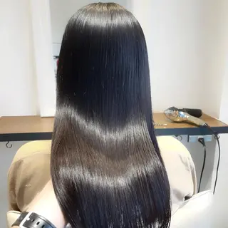 ミディアム salowin suite 柏所属・髪質改善特化 専門美容師オクダ♂のヘアスタイル