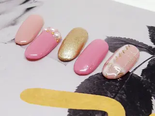 ネイル ティーエヌ 金山駅東口店のネイルデザイン