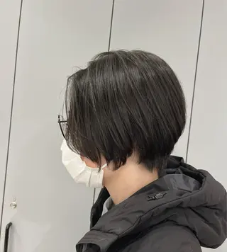 ショート 山本 佳奈のヘアスタイル