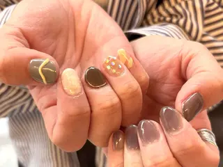 ネイル Salute本店 🦋仲原里佳のネイルデザイン