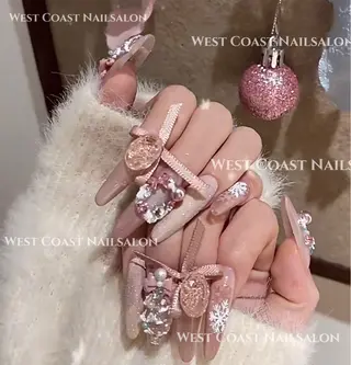 ネイル リボン、ガーリー パーツ放題専門店のネイルデザイン