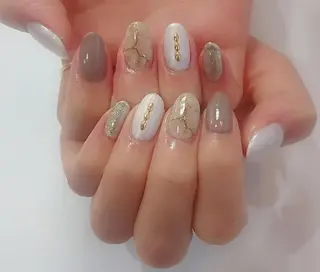 ネイル 🍒当日もOK🍒 𝑳𝑼𝑵𝑨花井のネイルデザイン