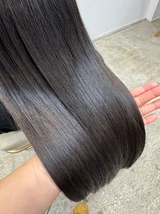 ロング カラー 植木 まりなのヘアスタイル