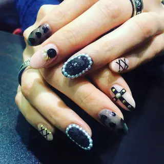 ネイル M nail はやまうららのネイルデザイン