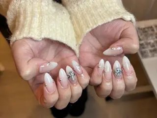 ネイル ネイルサロン Easenのネイルデザイン