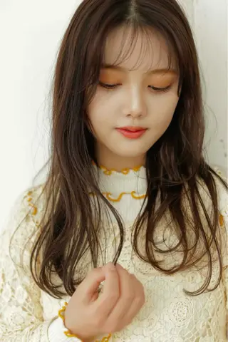 ロング しもかわ かほのヘアスタイル