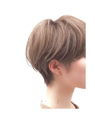 ショート カラー ワタベ ハヤト/ トップデザイナーのヘアスタイル