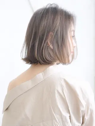 ミディアム KAMIGAMI所属・KAMIGAMI SAKAEのヘアスタイル