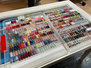 ネイル 奥園 良恵のネイルデザイン