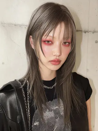 ミディアム カラー 古賀/レイヤーボブ /ハッシュカットのヘアスタイル