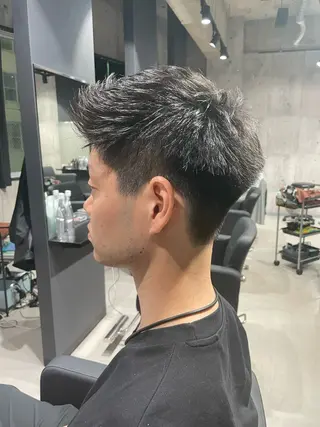 メンズ 髪質改善/艶カラー Hiroakiのヘアスタイル