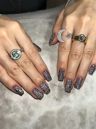 ネイル REBEST Tommyのネイルデザイン