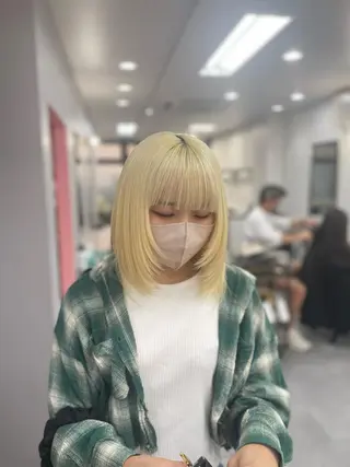 ミディアム カラー GIMMICK pasha所属・asumi/栄/ハイ トーン/ブリーチ/のヘアスタイル