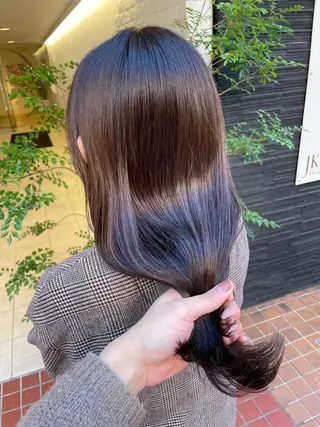 ミディアム VEGA天神 ブリーチのヘアスタイル