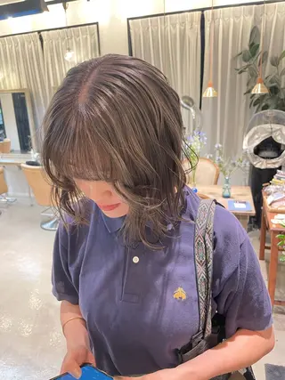ミディアム カラー 田中 陽菜乃のヘアスタイル