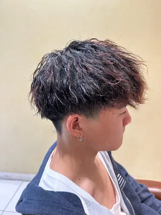 ショート パーマ メンズ 髪質改善× ハイライト溝江のヘアスタイル