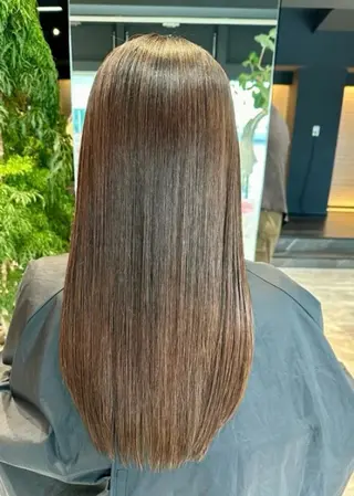 ロング 美髪矯正/酸性ストレ ート/艶カラー/堅田のヘアスタイル