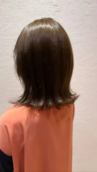 ショート カラー レイヤーカット 早崎太生のヘアスタイル