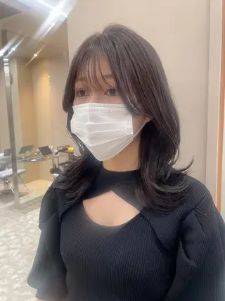 ミディアム Ess所属・YUKI / レイヤーカット🤍のヘアスタイル