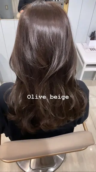 セミロング 梅田縮毛矯正◻︎髪質 改善◻︎細見 了眞のヘアスタイル