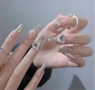 ネイル 水野 小雪のネイルデザイン