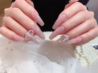 ネイル ネイルサロンAiri 長さ出し·シンプルのネイルデザイン