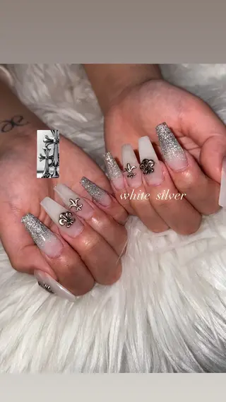 ロング LaLa Peach 崎原のネイルデザイン