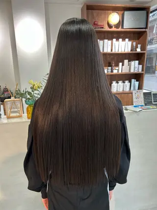 ロング (h)wim ウィムのヘアスタイル