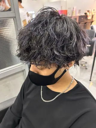 ショート カラー パーマ ヘアアレンジ メンズ 🔥メンズパーマ特 化🔥渡辺一翔🔥のヘアスタイル