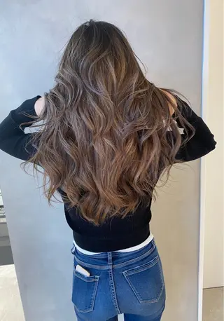 ロング カラー 【代表】高山 一真のヘアスタイル