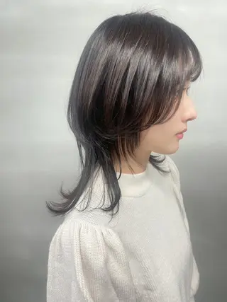 ミディアム 柏 ウルフ/レイヤー 田中佐和🐺のヘアスタイル
