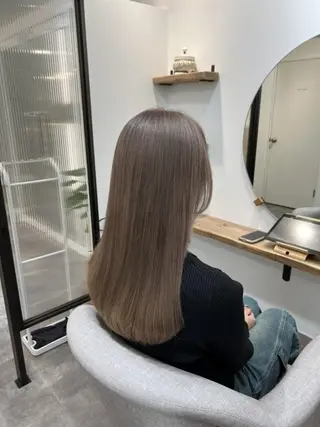カラー ロング Seina セイナのヘアスタイル