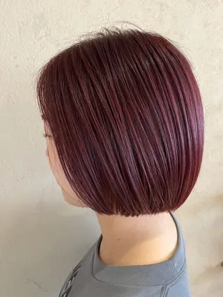 ショート カラー 飯島 美海のヘアスタイル