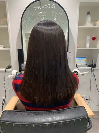 カラー 艶髪🥣透明感カラー 🫧前田奈津実のヘアスタイル