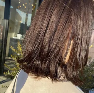 ミディアム ヤマグチ ナツキのヘアスタイル