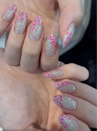 セミロング めぐみのネイルサロン 惠のネイルデザイン