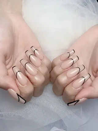 ネイル ENsalon AKIRAのネイルデザイン