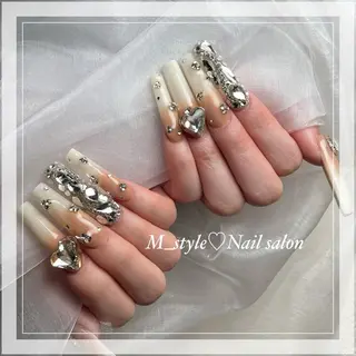 ロング ネイル 下妻市ﾈｲﾙｻﾛﾝ M_styleのネイルデザイン