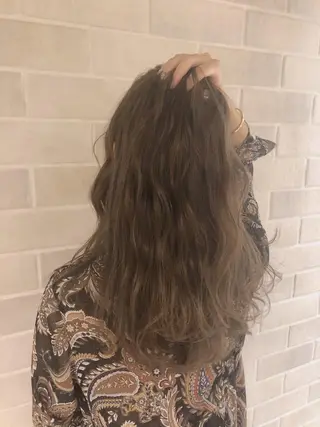 セミロング 湯田実津希🤎 ﾐﾙｸﾃｨ専門のヘアスタイル