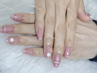 ネイル DIAMOND Nail🥇のネイルデザイン
